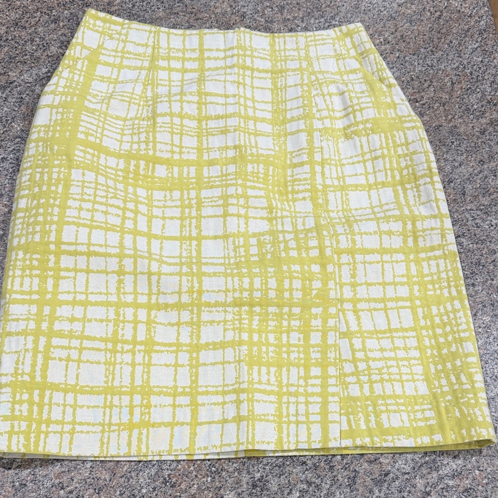 W118 by Walter Baker Yellow and white skirt. Size 4.